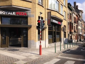 Halal Restaurant Royale Pizza - Delacroix Molenbeek HalalTime.eu